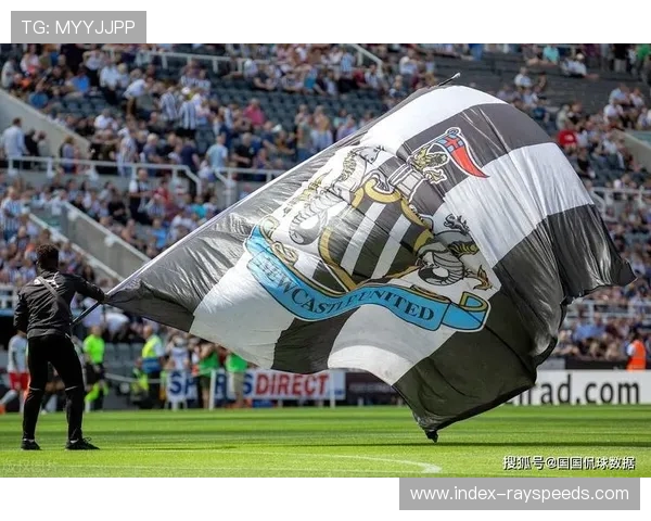 纽卡斯尔联高压逼抢遭遇热刺速度反击 上演联赛杯激情对决